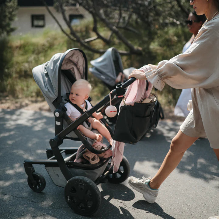 Mushie - Silicone Pacifier Case (Soft Lilac)