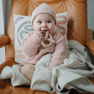 Mushie - Pretzel Teether